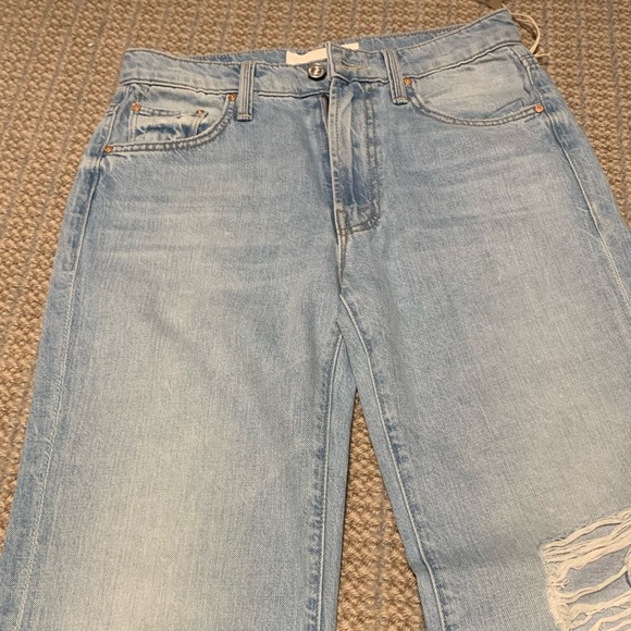 MOTHER The Mid Rise Rambler Zip Flood Ripped Off - Picture 2 of 8